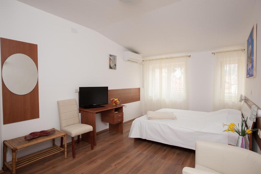 Apartments And Rooms Liburnija オパティヤ 部屋 写真