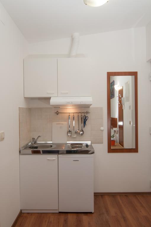 Apartments And Rooms Liburnija オパティヤ エクステリア 写真