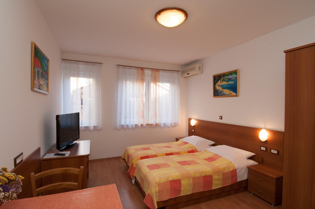 Apartments And Rooms Liburnija オパティヤ エクステリア 写真